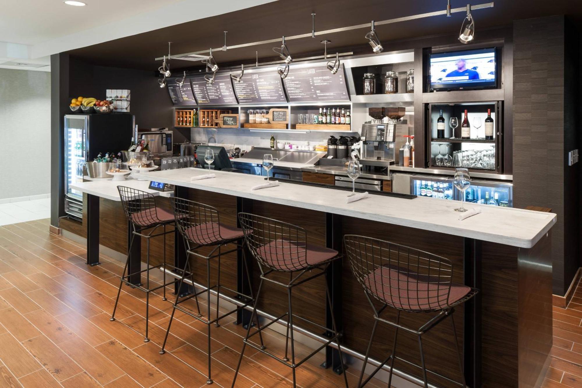Courtyard By Marriott Hattiesburg Esterno foto