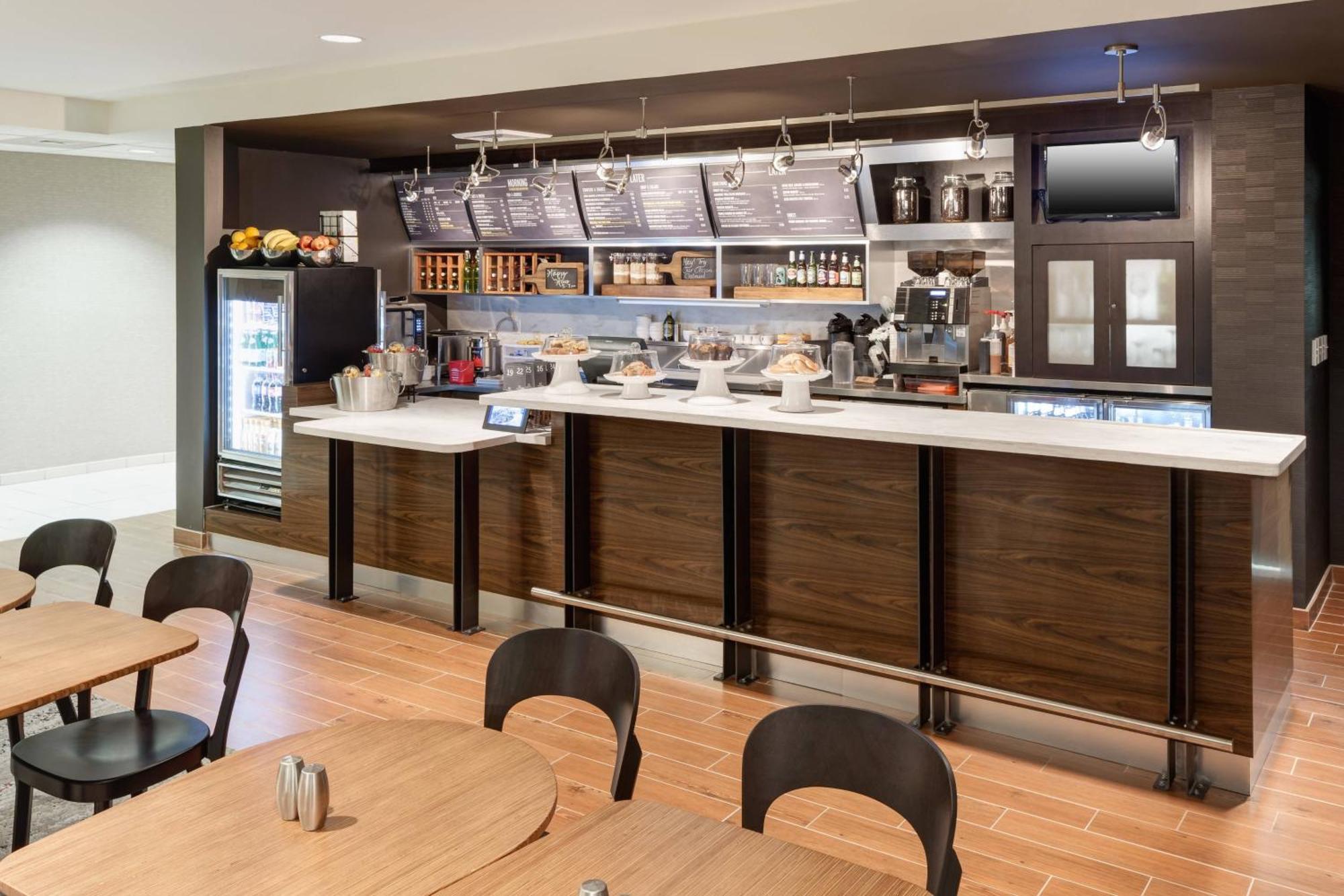 Courtyard By Marriott Hattiesburg Esterno foto
