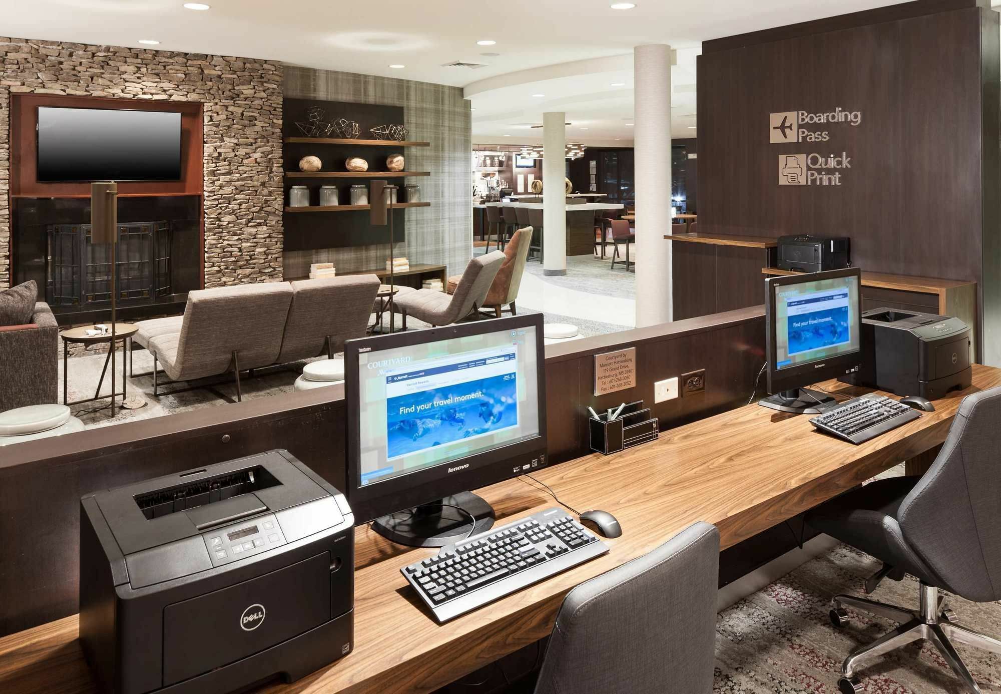 Courtyard By Marriott Hattiesburg Esterno foto
